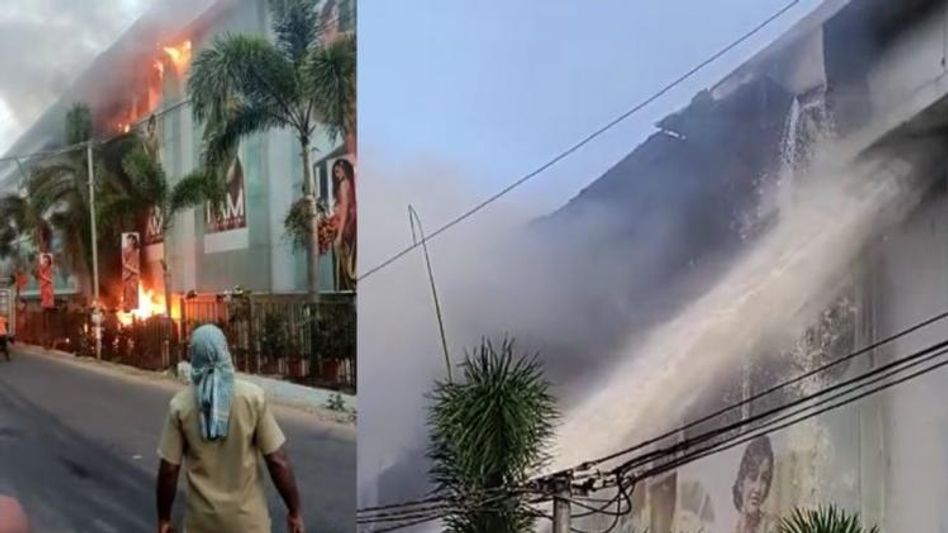 കോഴിക്കോട്ടെ ജയലക്ഷ്മി സില്‍ക്‌സില്‍ തീപിടിത്തം; രണ്ട് കാറുകളും കത്തിനശിച്ചു, ദുരൂഹതയെന്ന് മേയര്‍